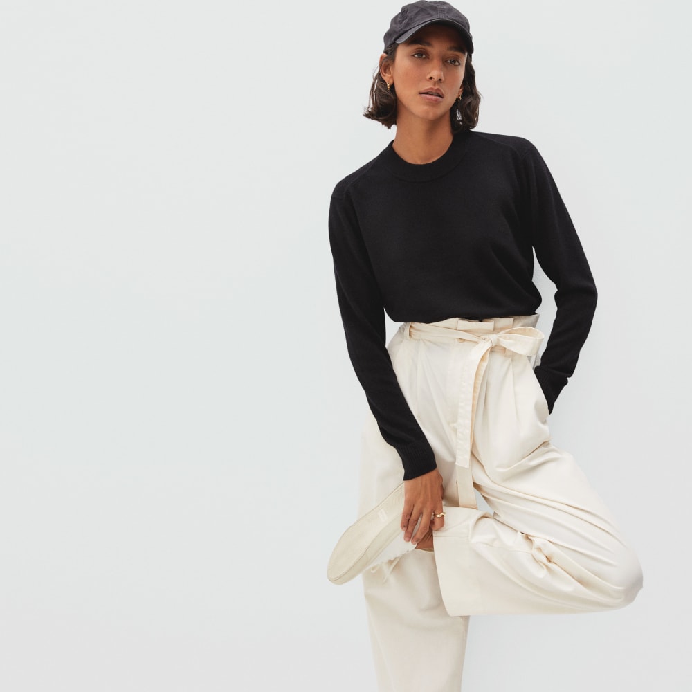 womens-cashmere-crew-new-black