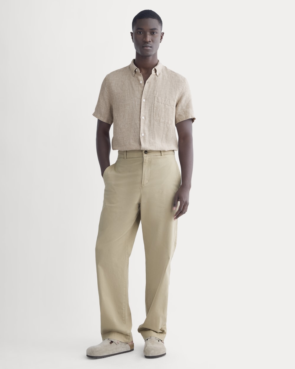 The Classic Short-Sleeve Shirt in Linen | Cornstalk Chambray
