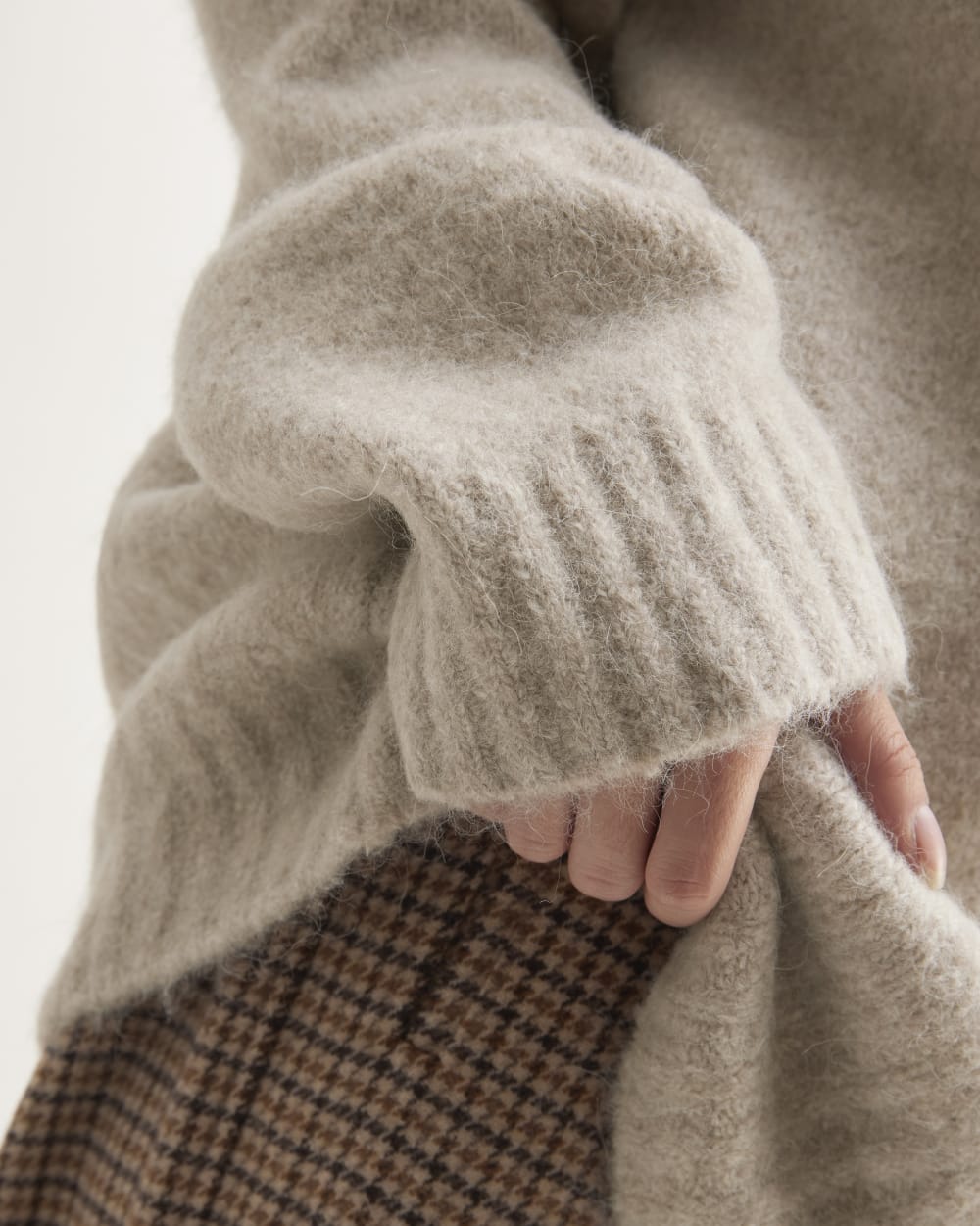 The SuperFuzz Alpaca Crew | Light Oat – Everlane