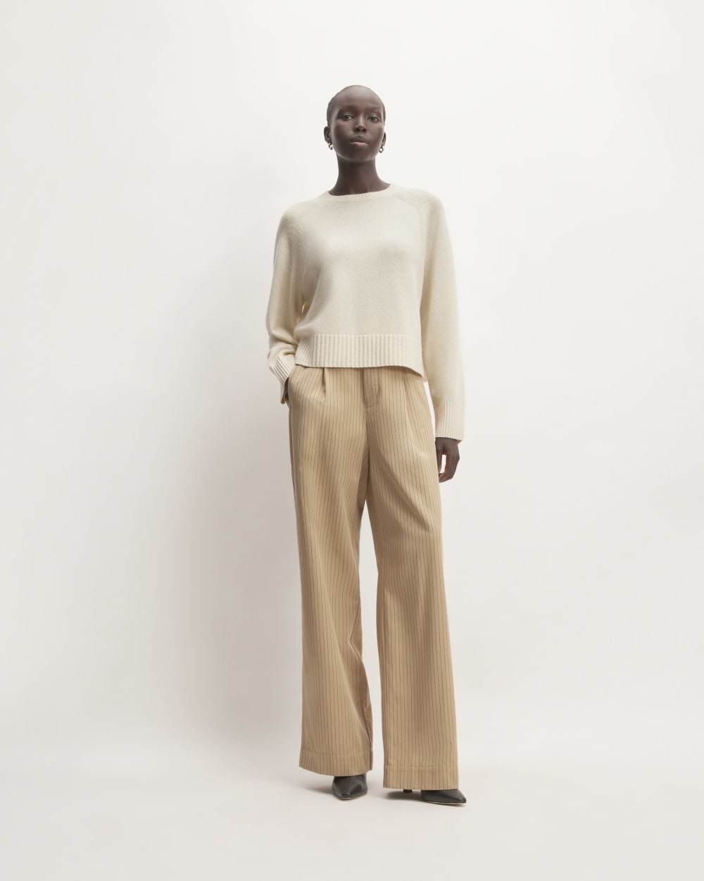 womens-cashmere-boxy-crew-sweater-bone
