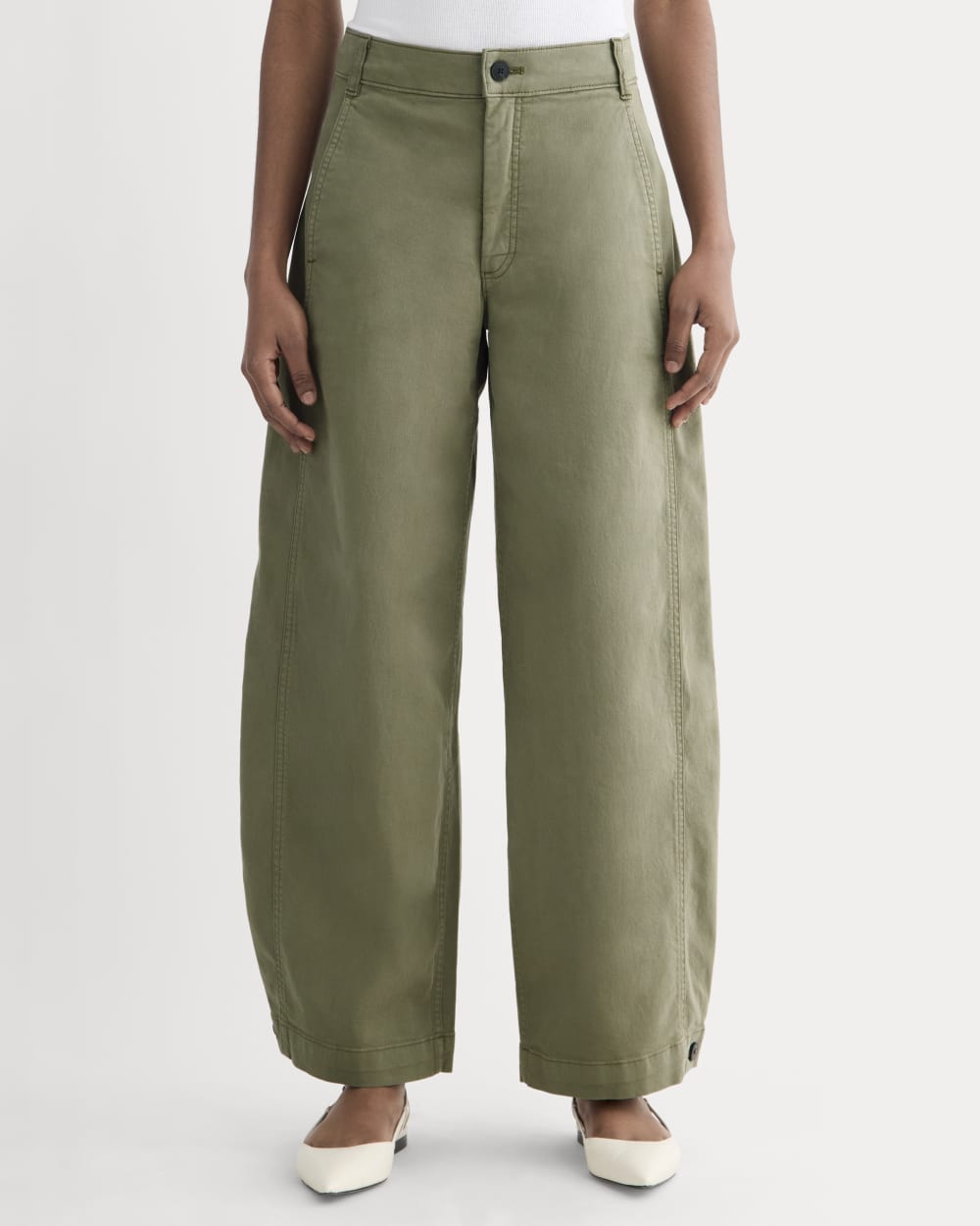 The Balloon Chino | Lichen Green – Everlane