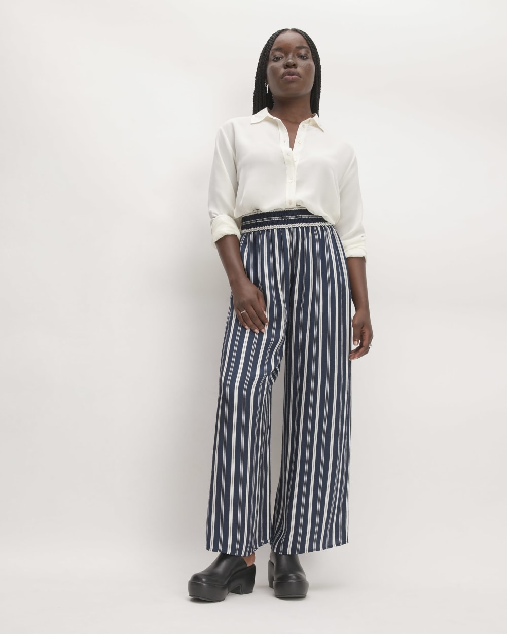 The Satin Pull-On Pant | Navy / Bone – Everlane
