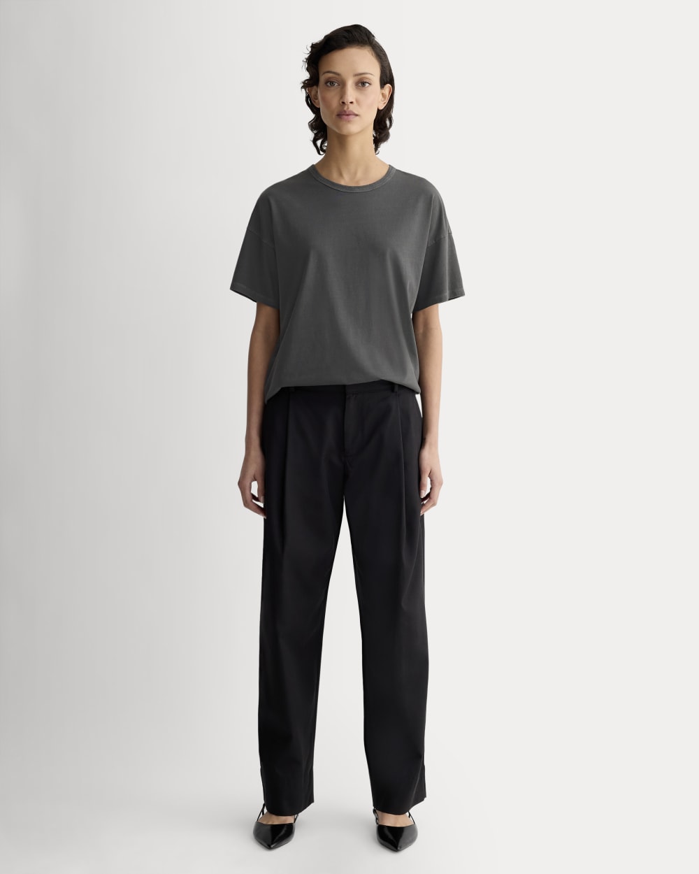 The Boyfriend Tee in Essential Cotton | Black – Everlane