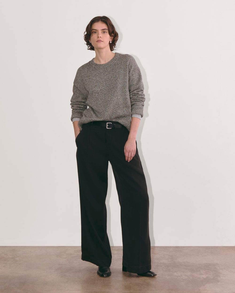 womens-organic-cotton-crew-sweater-canvas-black-twist