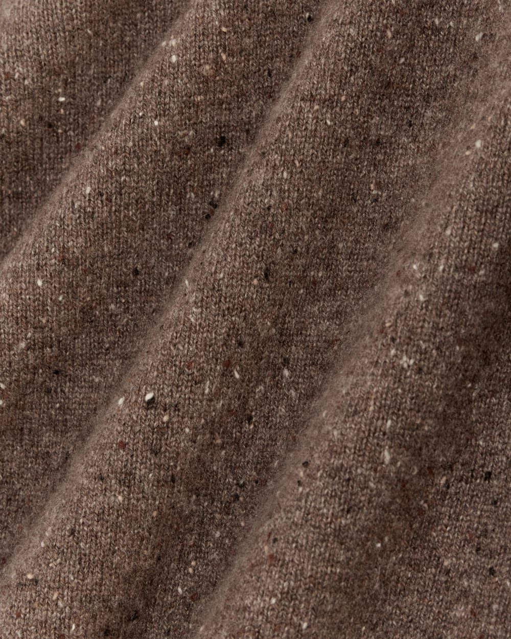 womens-cashmere-boxy-turtleneck-sweater-taupe-brown-donegal
