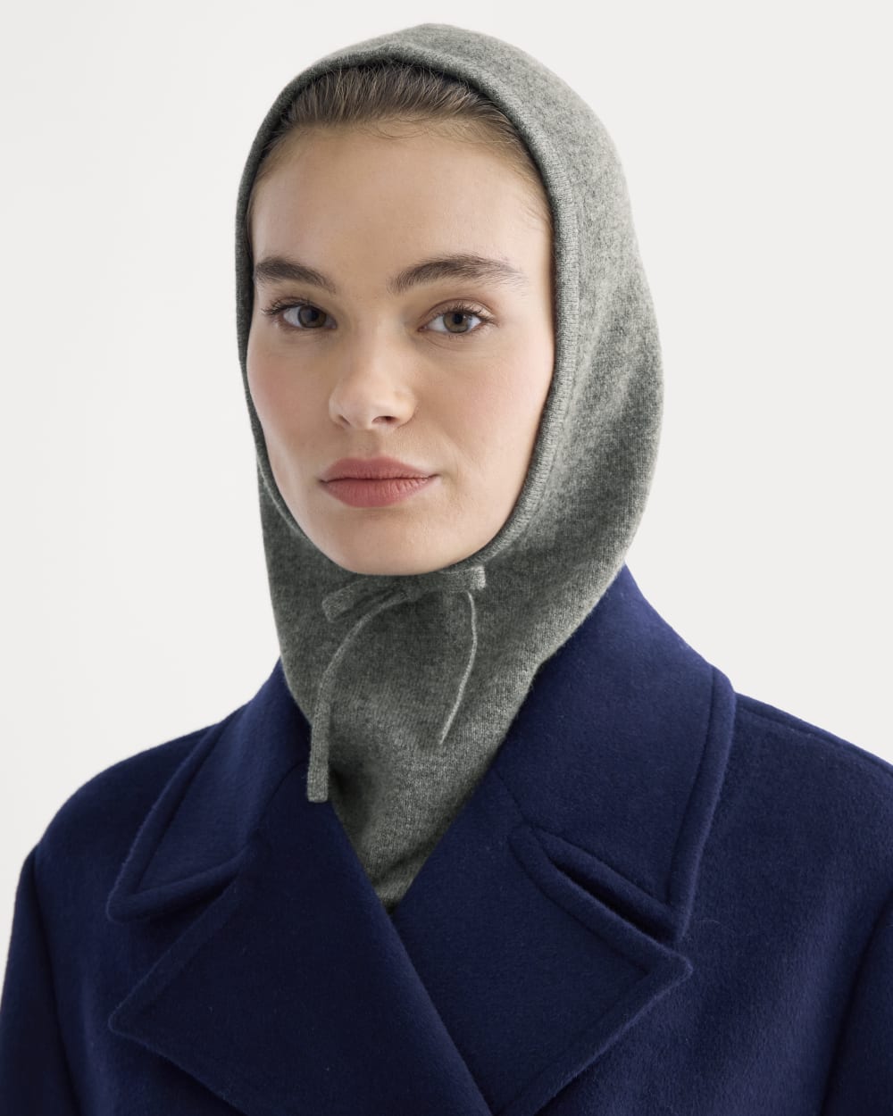 Cashmere Hood | Heather Charcoal – Everlane