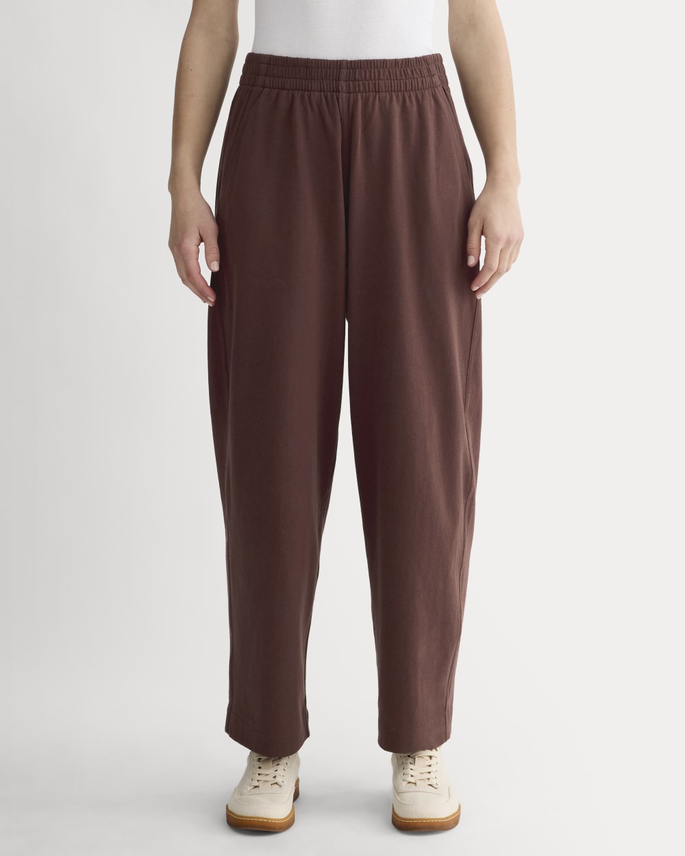 The Off-Duty Barrel Pant | Dark Mahogany – Everlane