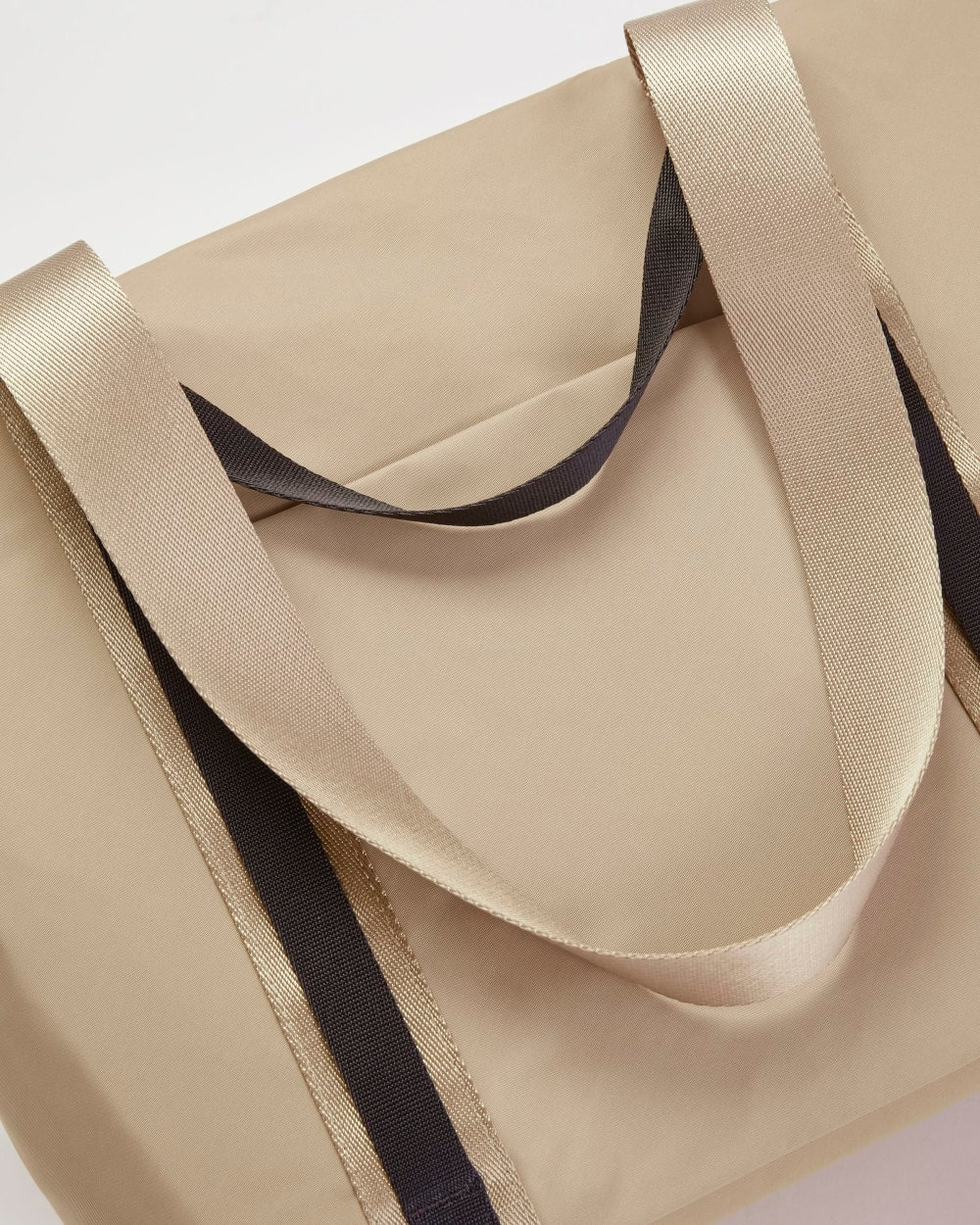 The Recycled Nylon Tote | Khaki – Everlane