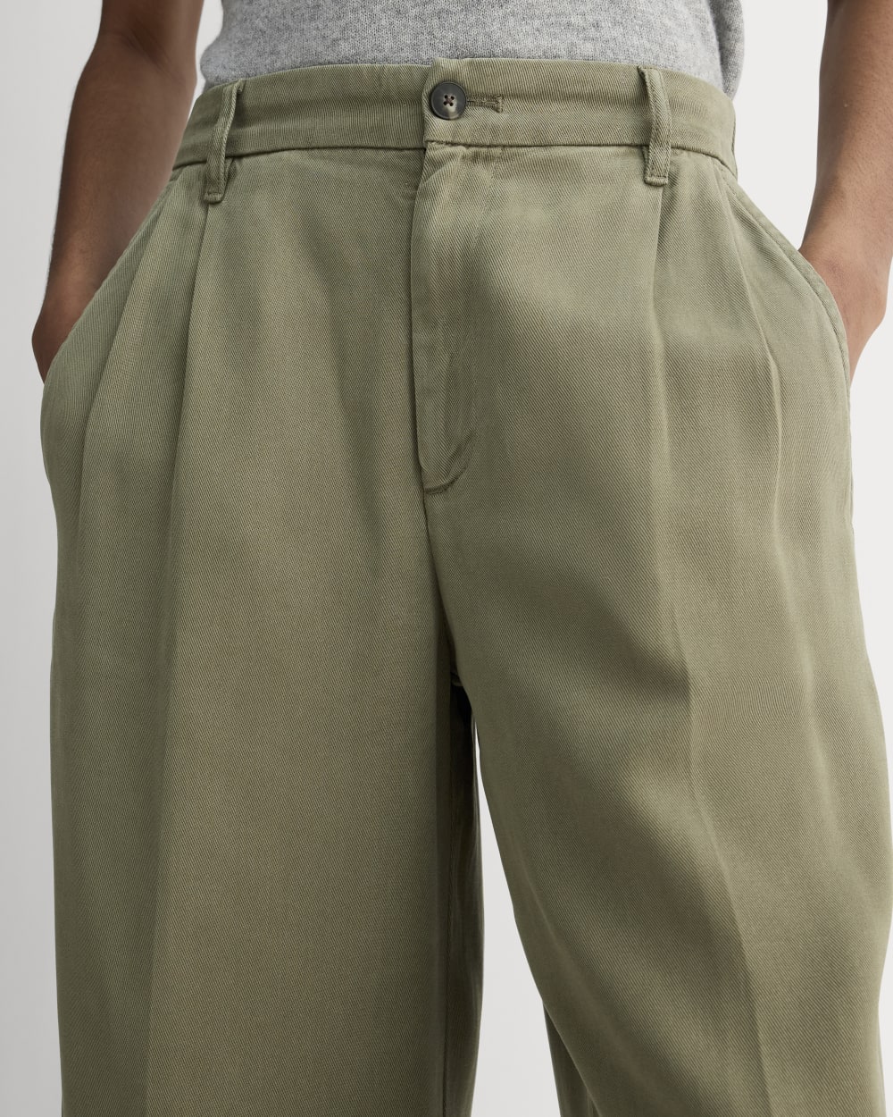 womens-tencel-twill-pleated-chino-kalamata