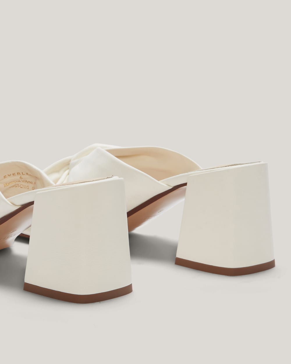 womens-leather-day-twist-heel-canvas-tan