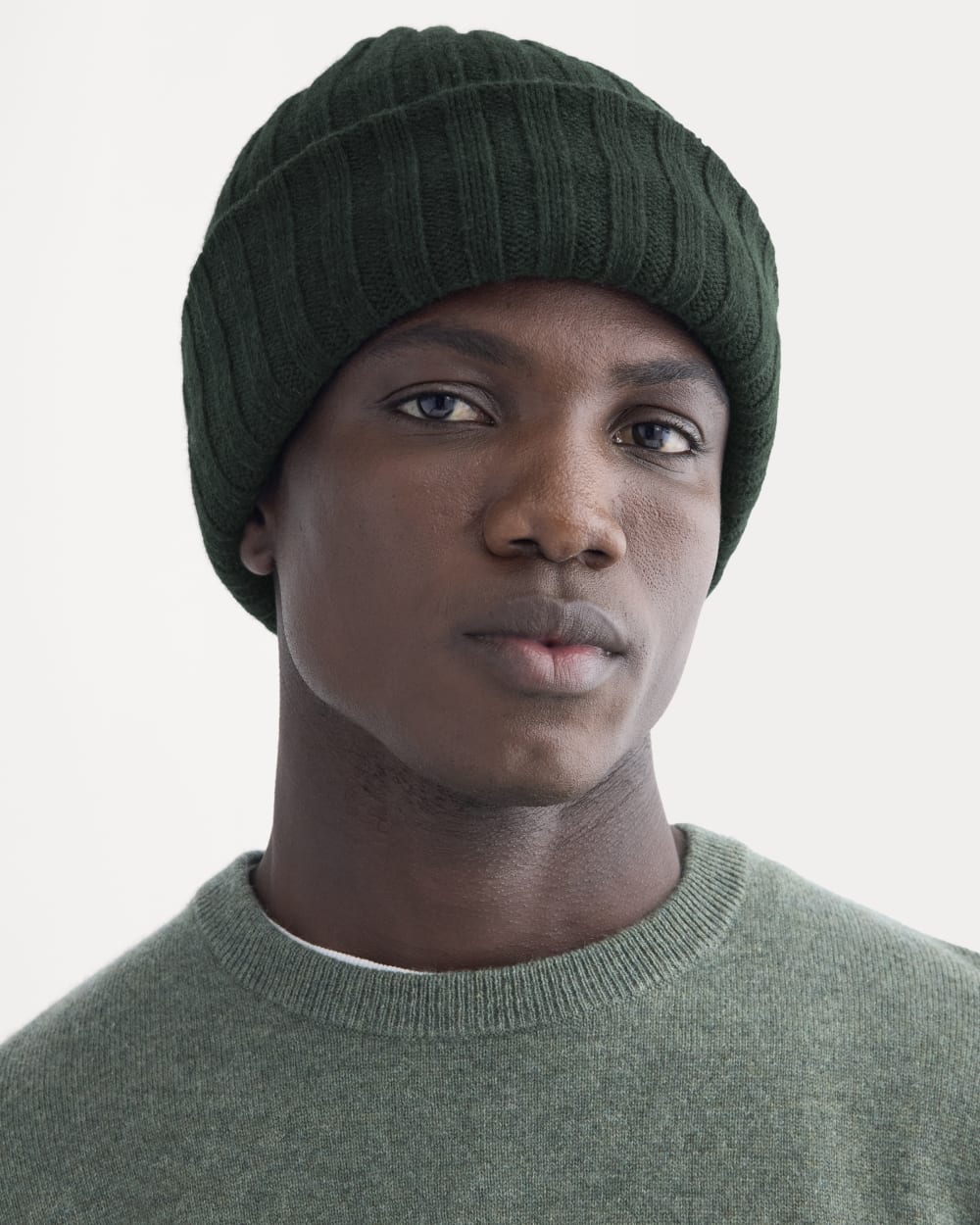 mens-chunky-ribbed-beanie-heather-dark-sea | alt
