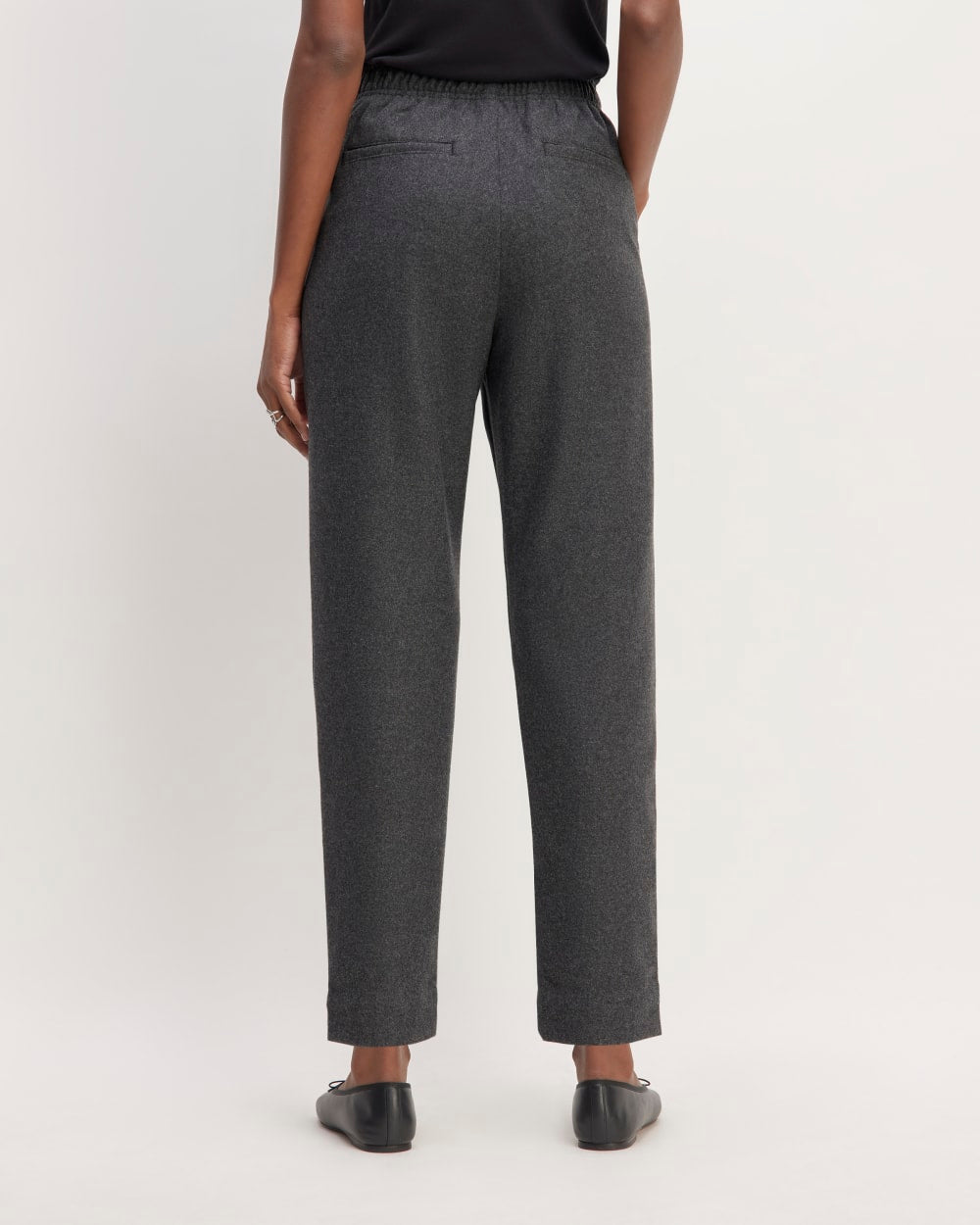 The Wool Flannel Pull-On Pant | Heather Charcoal – Everlane