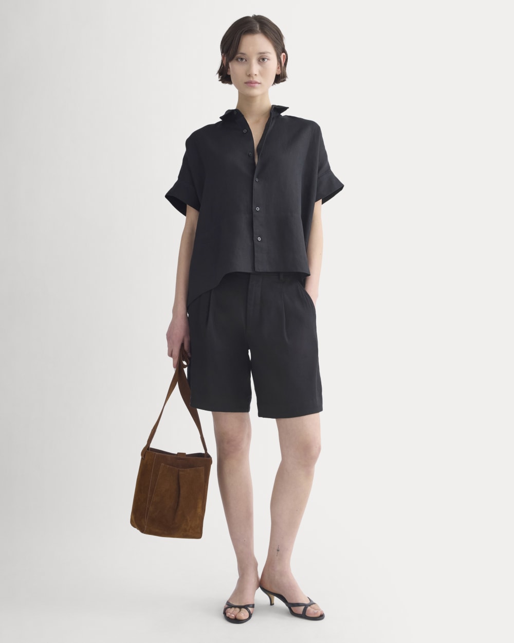 womens-the-boxy-shirt-in-linen-black