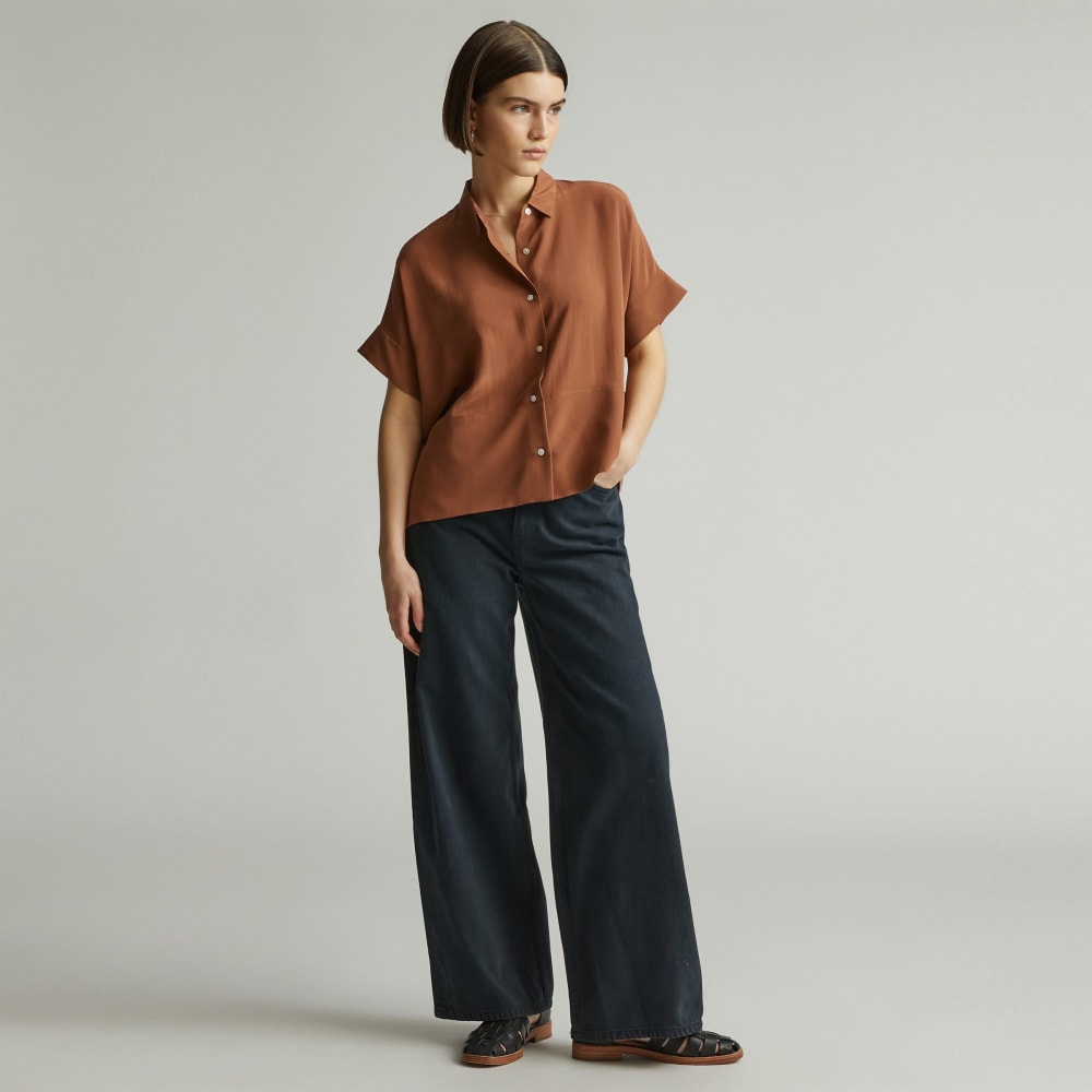 The Boxy Shirt in Washable Silk | Carob Brown – Everlane