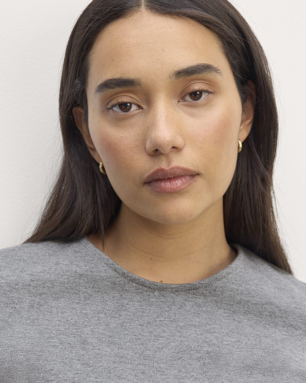 womens-dream-crewneck-tee-mid-heather-grey