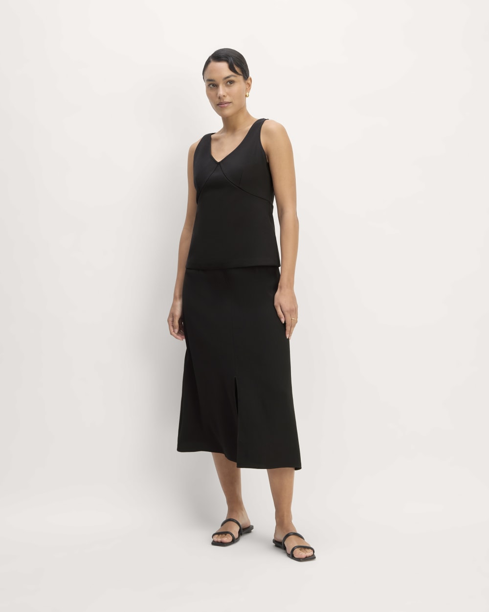 womens-dream-v-neck-tank-black