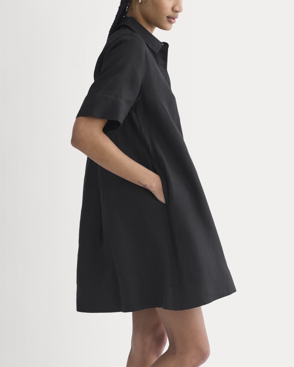 womens-mini-popover-shirtdress-in-linen-black