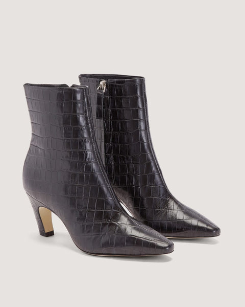 The Short Banana Boot | Black Crocodile – Everlane