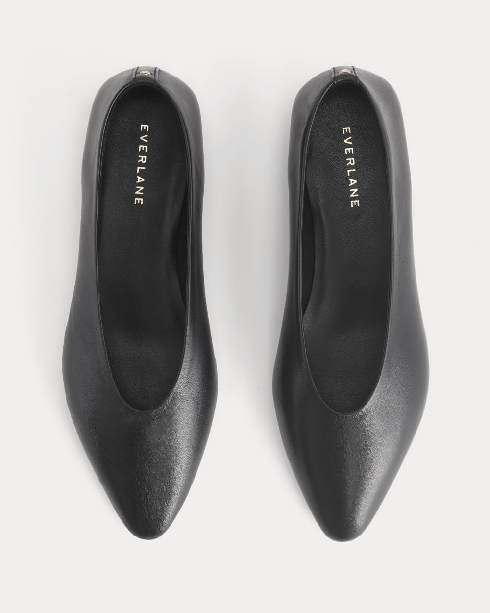 Made in Italy Almond-Toe Flat | Black Leather – Everlane