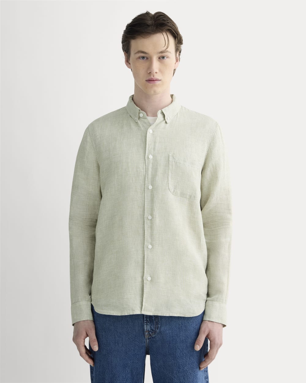 The Classic Shirt in Linen