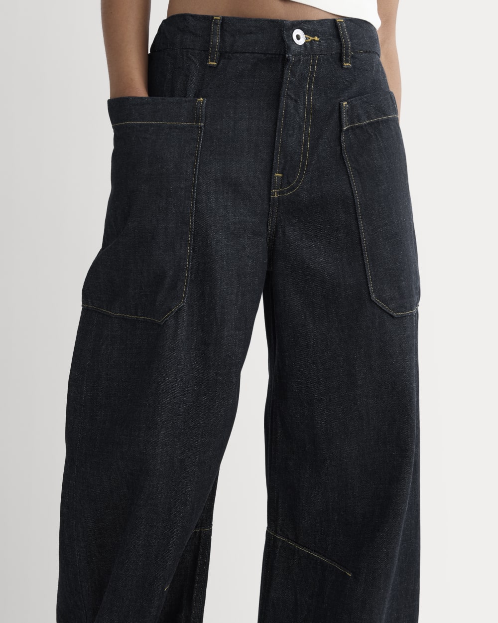 The Gardener Pull-On Jean | Washed Black