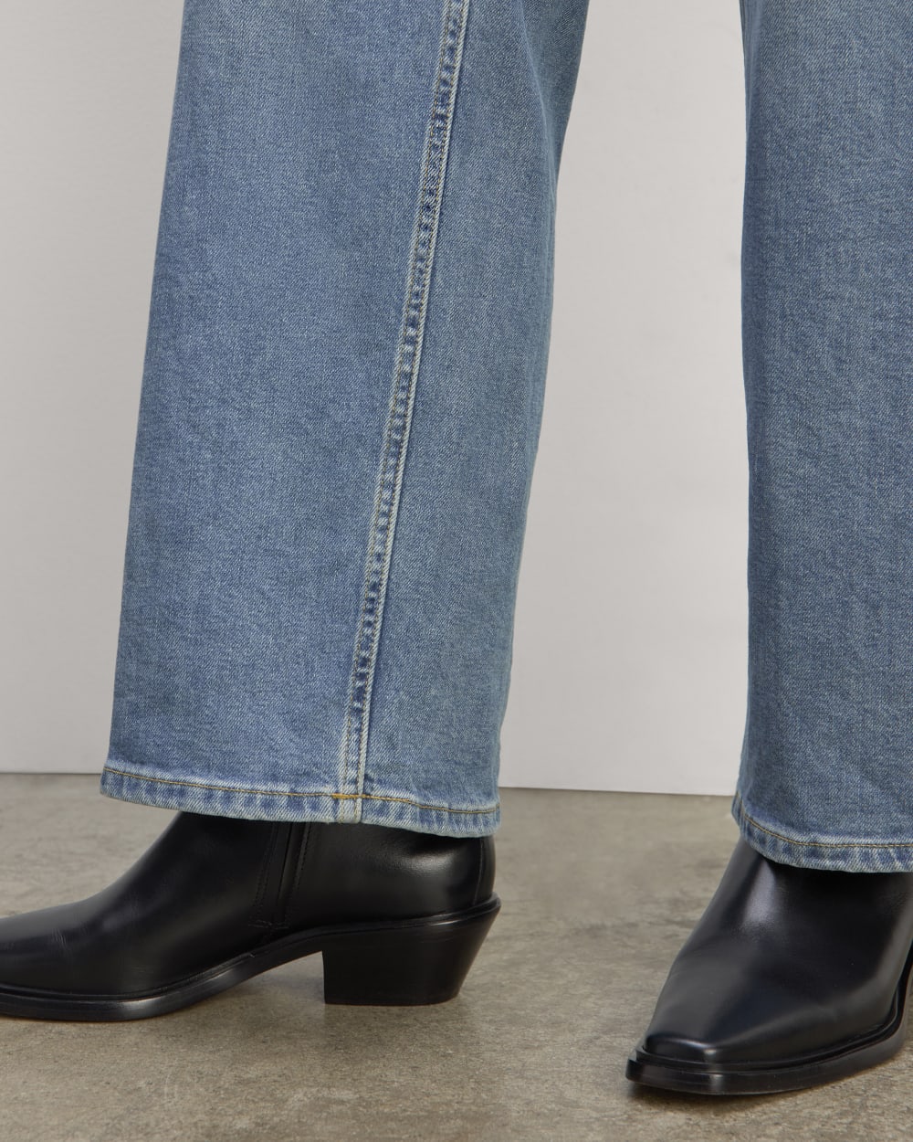 womens-vicky-patch-pocket-wide-leg-jean-ltw