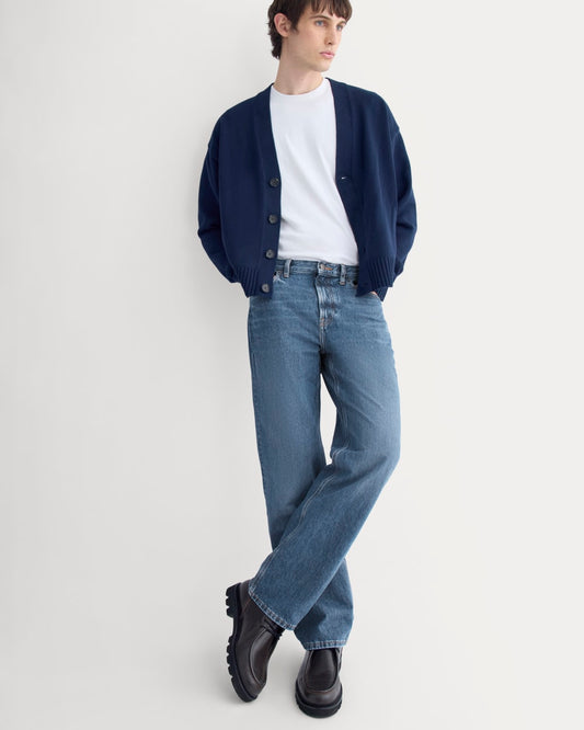 mens-classic-straight-fit-jean-dark-indigo | primary