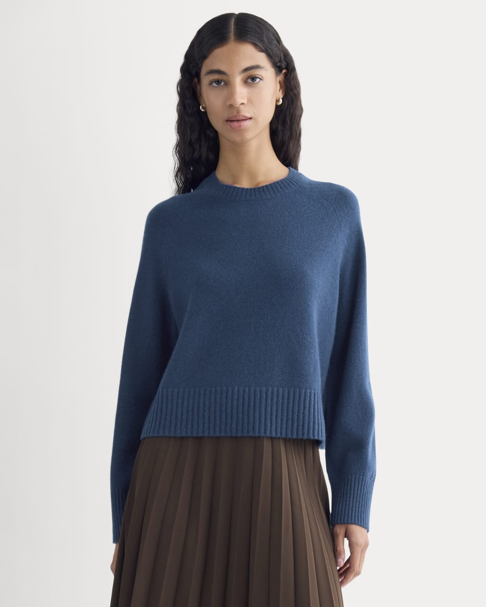The Boxy Crew in Cashmere | Heather Charcoal