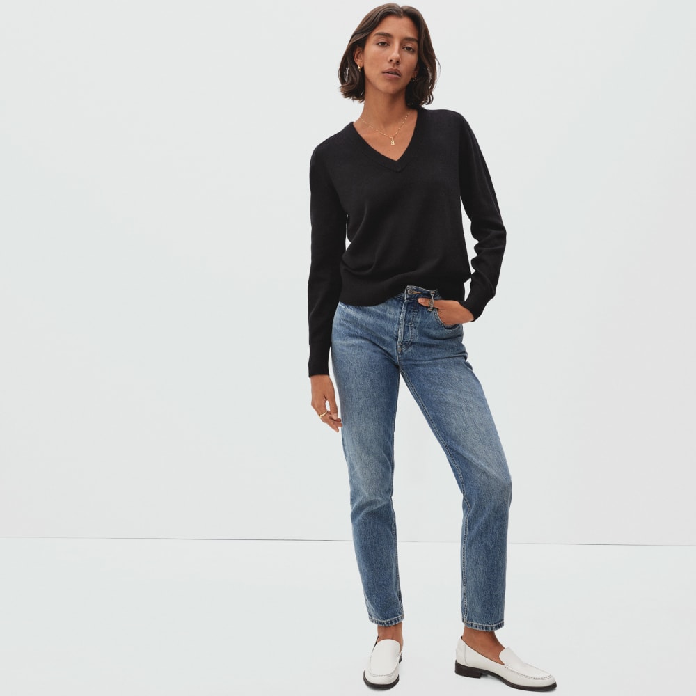 womens-cashmere-vneck-black