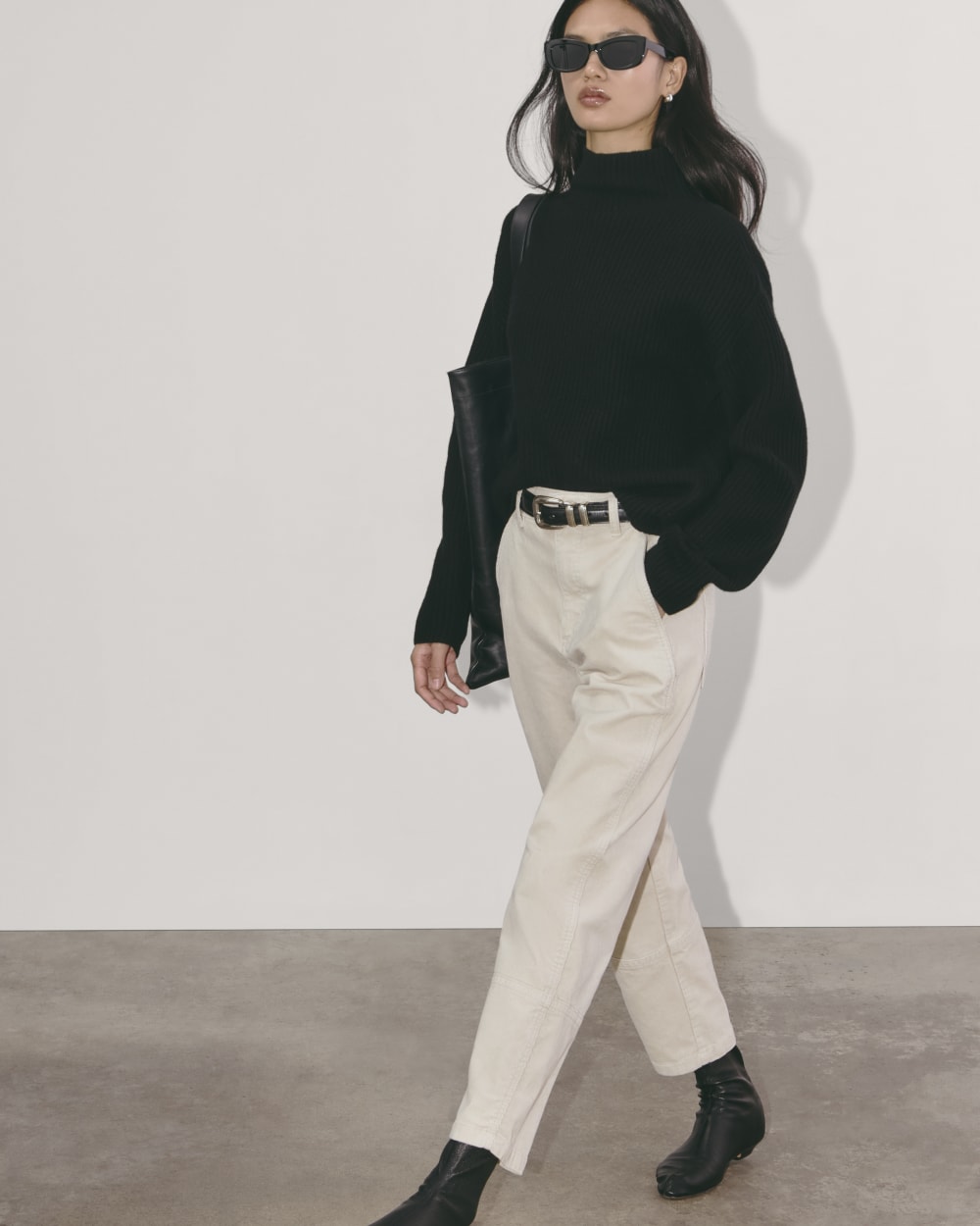 womens-corduroy-utility-barrel-pant-sandstone | alt