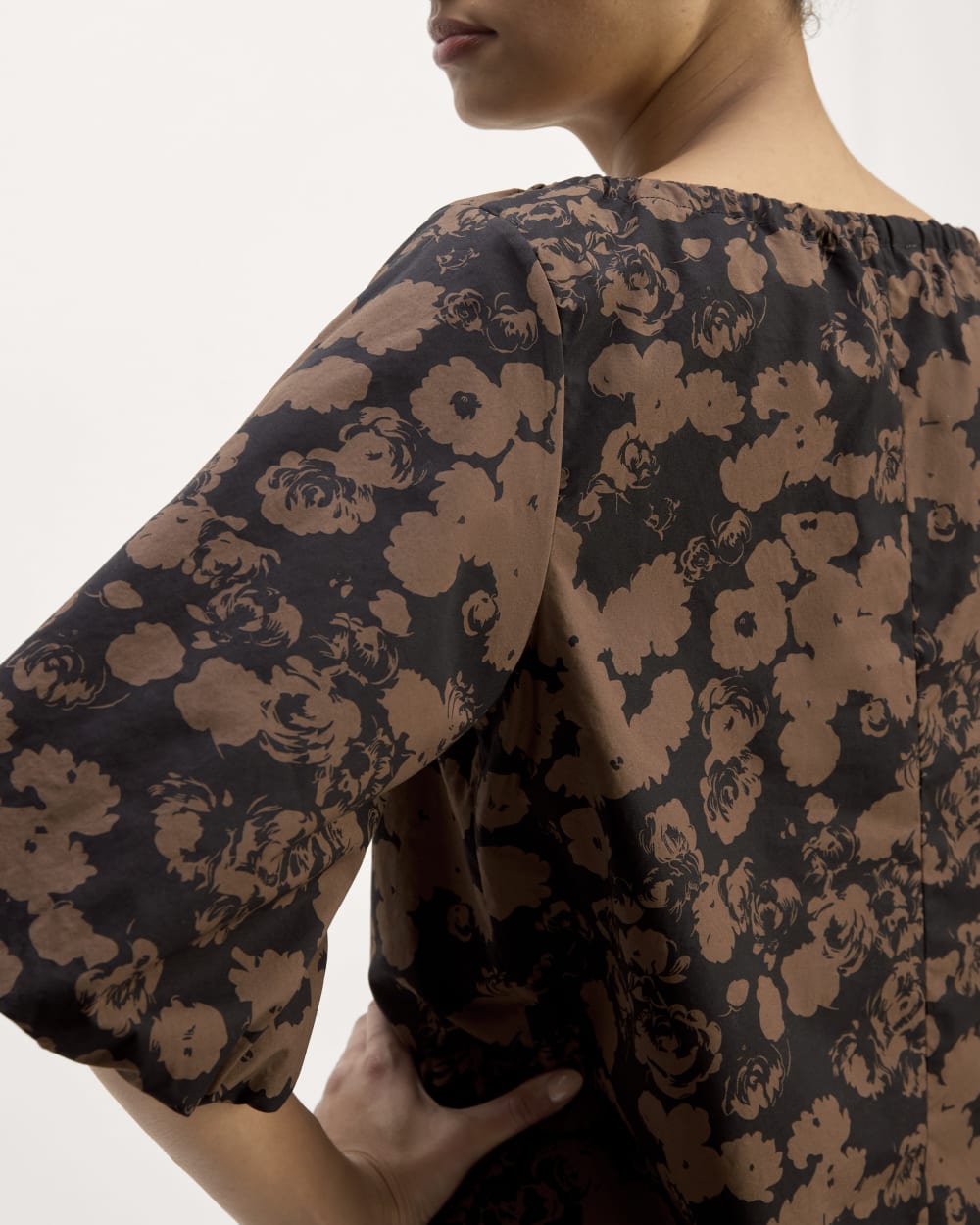 womens-supima-puff-sleeve-top-black-cocoa-floral