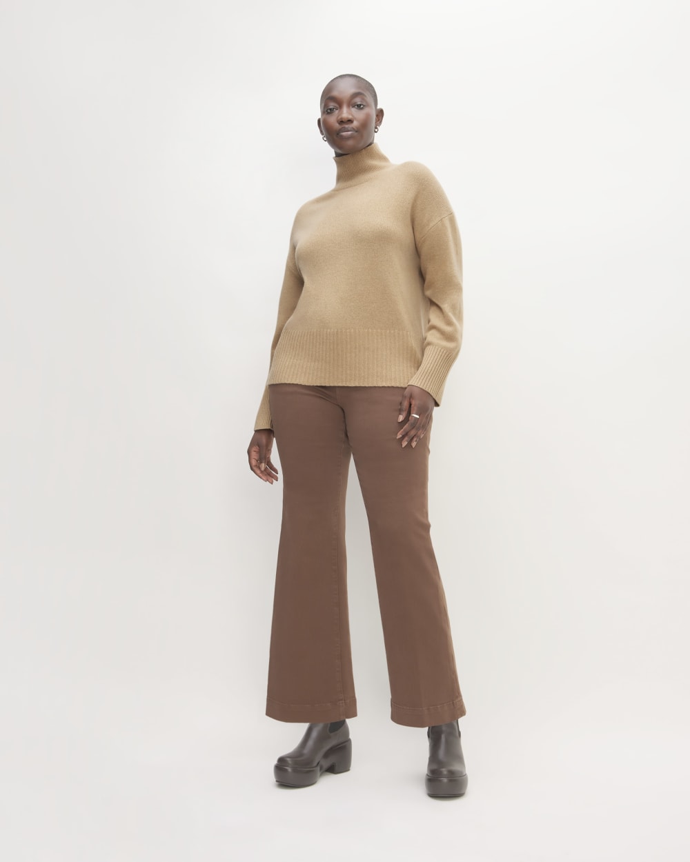 The Cashmere Oversized Turtleneck | Light Camel – Everlane
