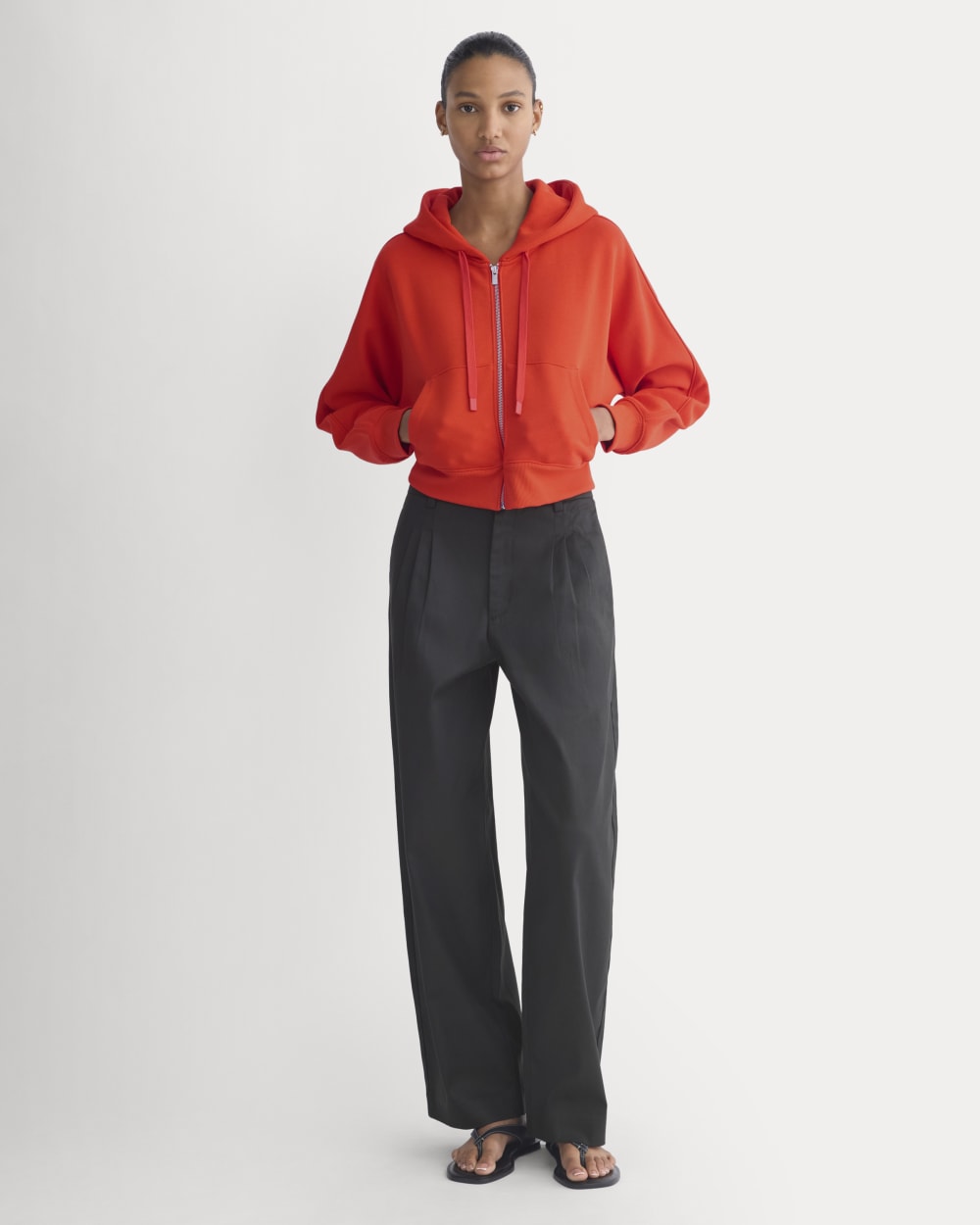 Luxe Fleece Full-Zip Cropped Hoodie | Fiery Red – Everlane