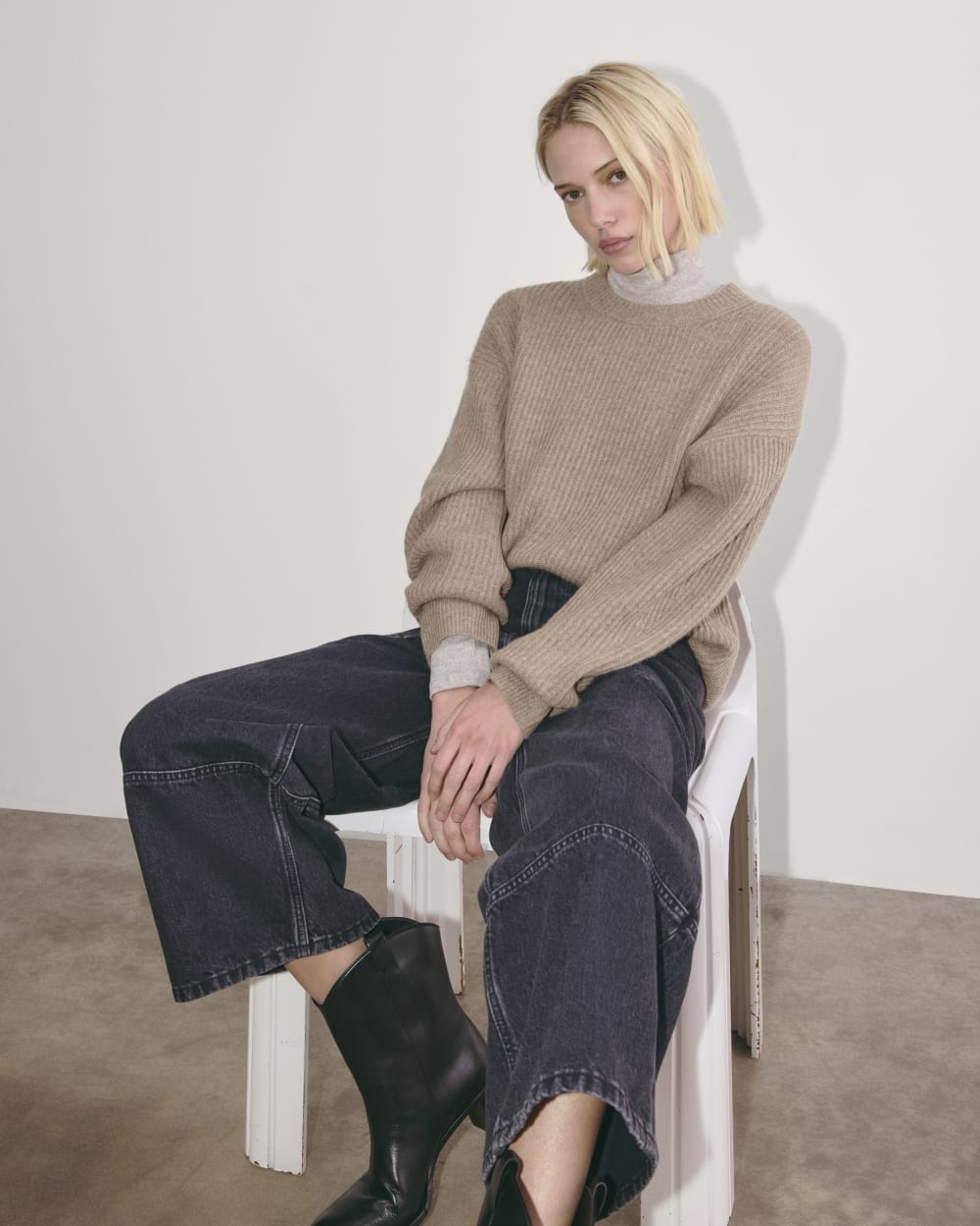 womens-wool-cashmere-cocoon-crew-sweater-oatmeal