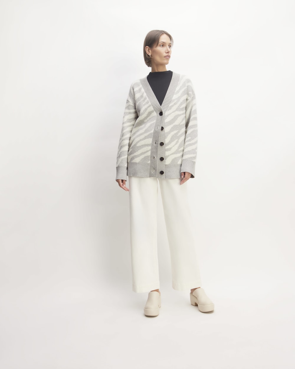 The Alpaca Tiger Jacquard Cardigan | Heathered Grey / Snow – Everlane