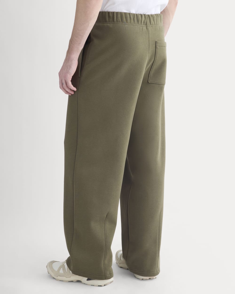 mens-luxe-fleece-pleated-sweatpant-olive-night