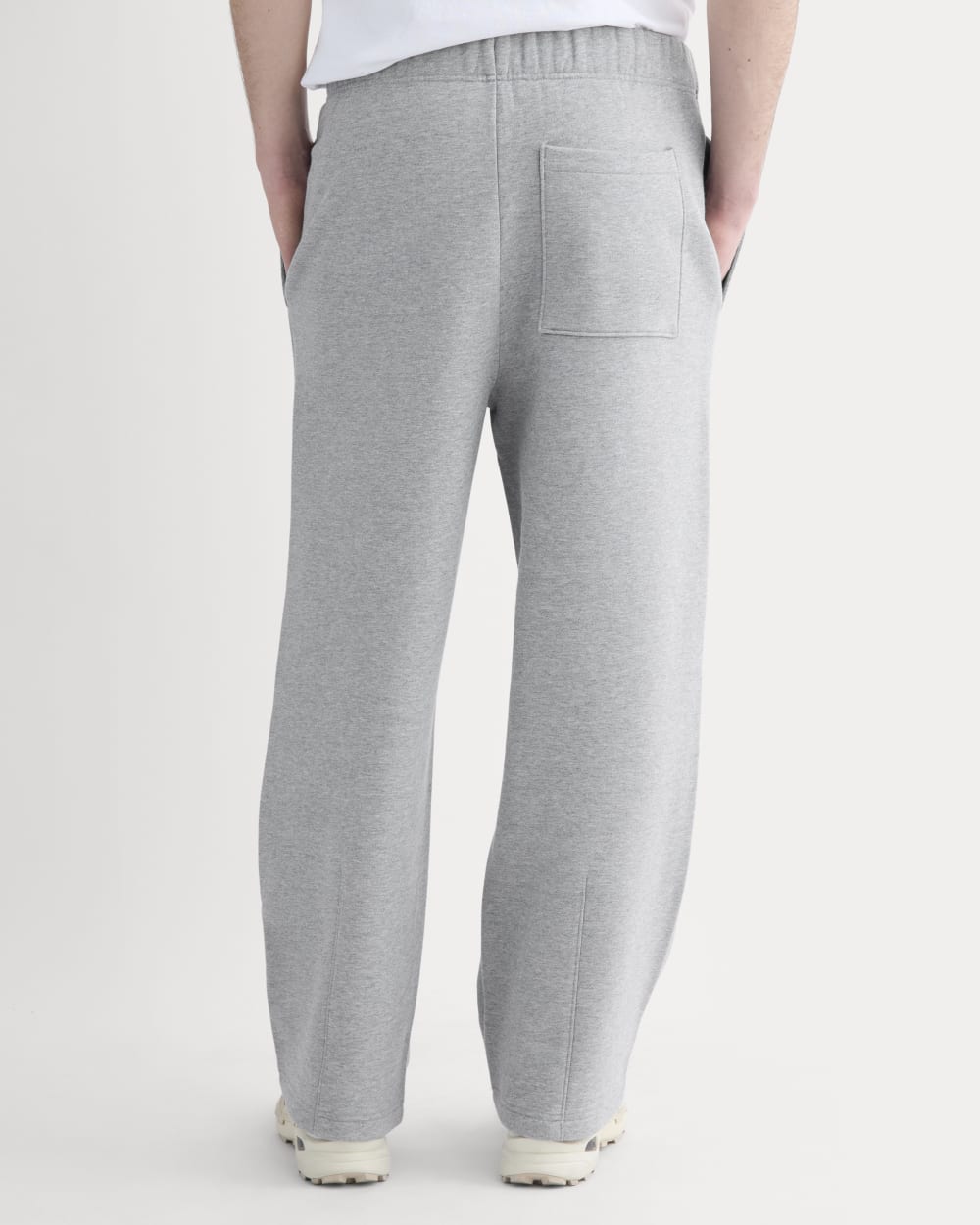 mens-luxe-fleece-pleated-sweatpant-vintage-heather-grey