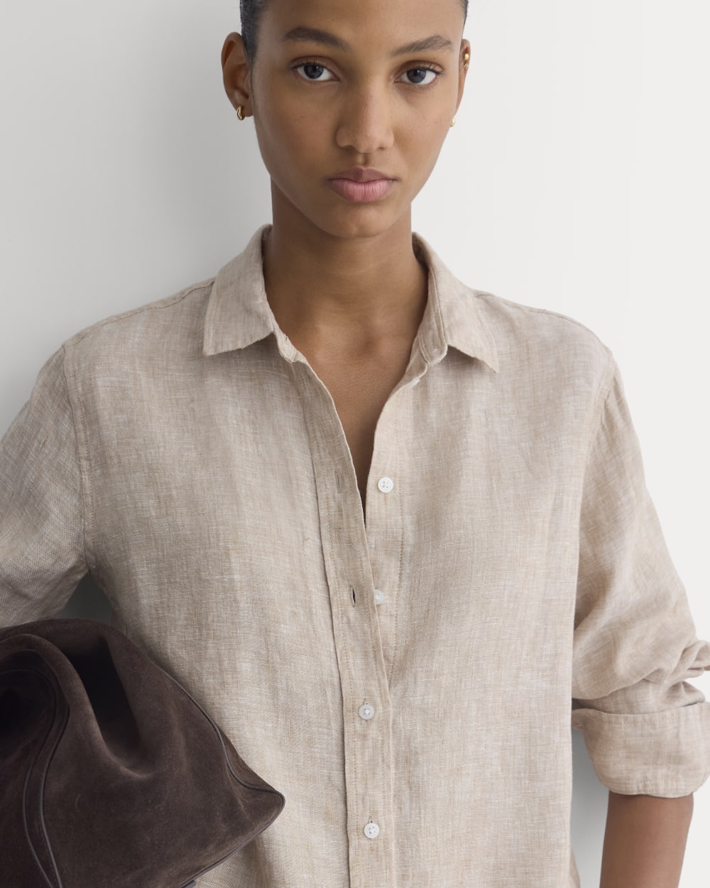 womens-relaxed-linen-shirt-cornstalk-chambray-2