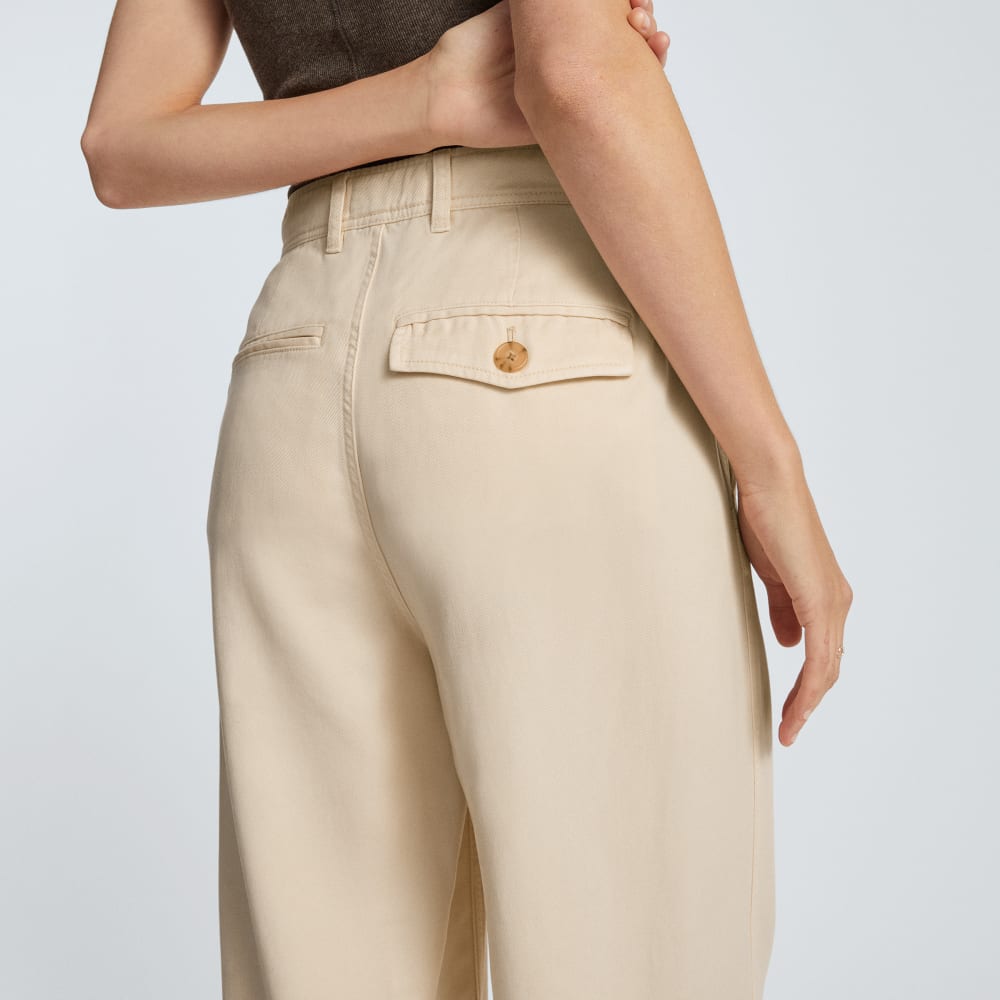 womens-relaxed-chino-parchment