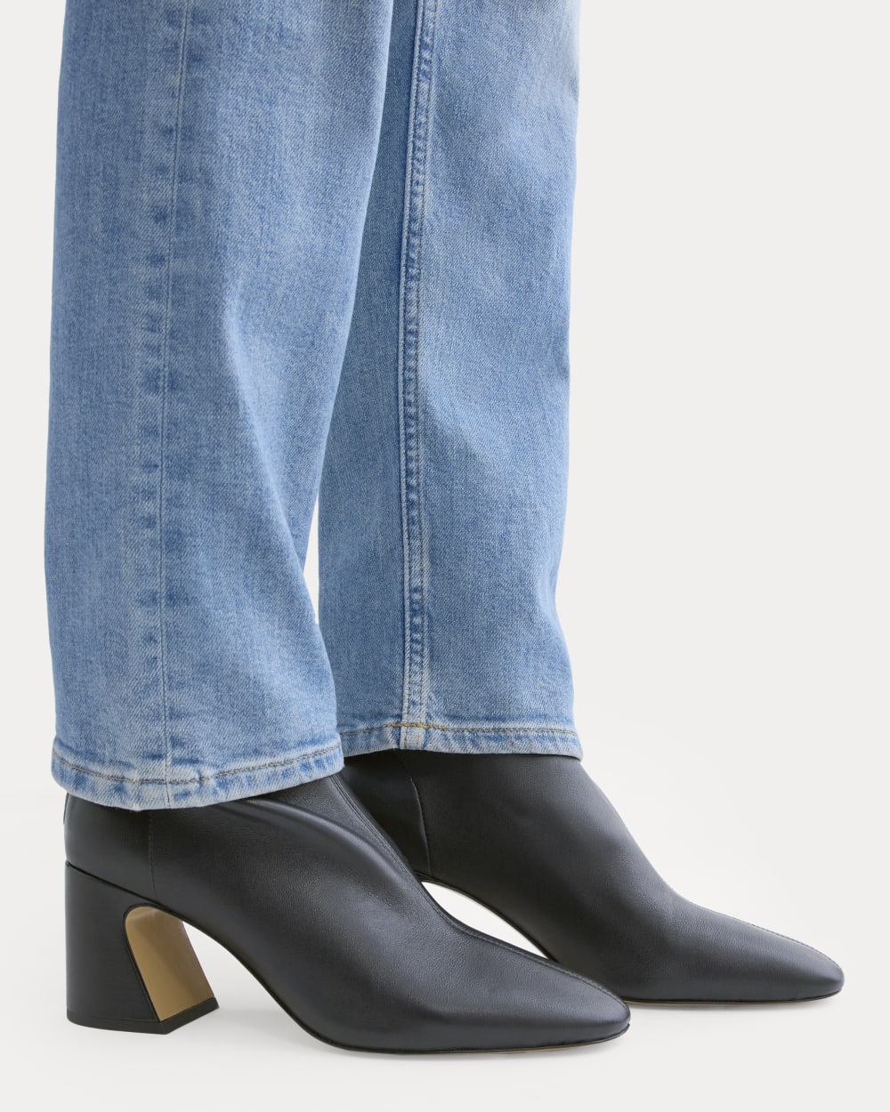 Leather Curved-Heel Boot | Black – Everlane