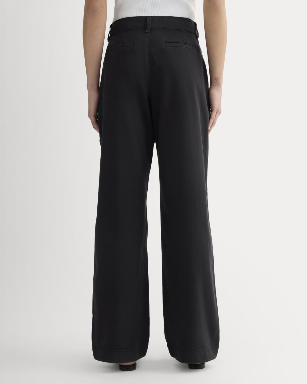 The Wide-Leg Chino | Black – Everlane