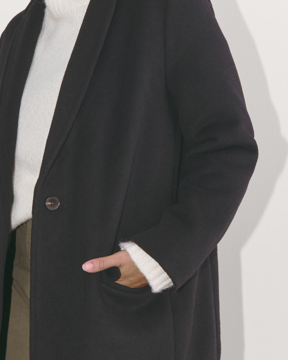 The Topcoat in Wool | Black – Everlane