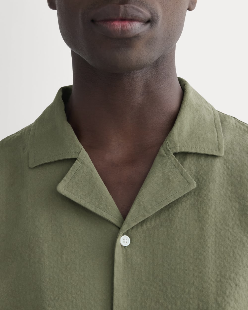 The Seersucker Resort Shirt | Lichen Green – Everlane