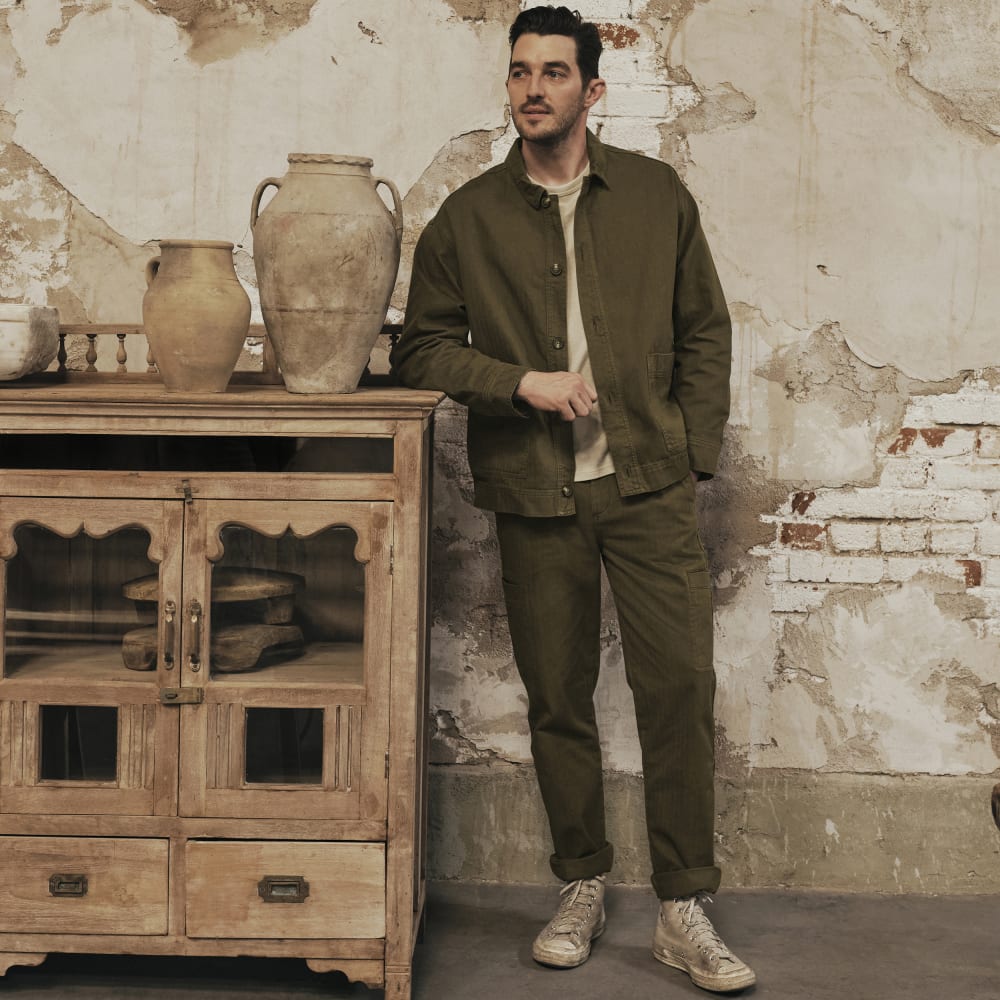 mens-organic-cttn-hrngbne-refined-cargo-beech