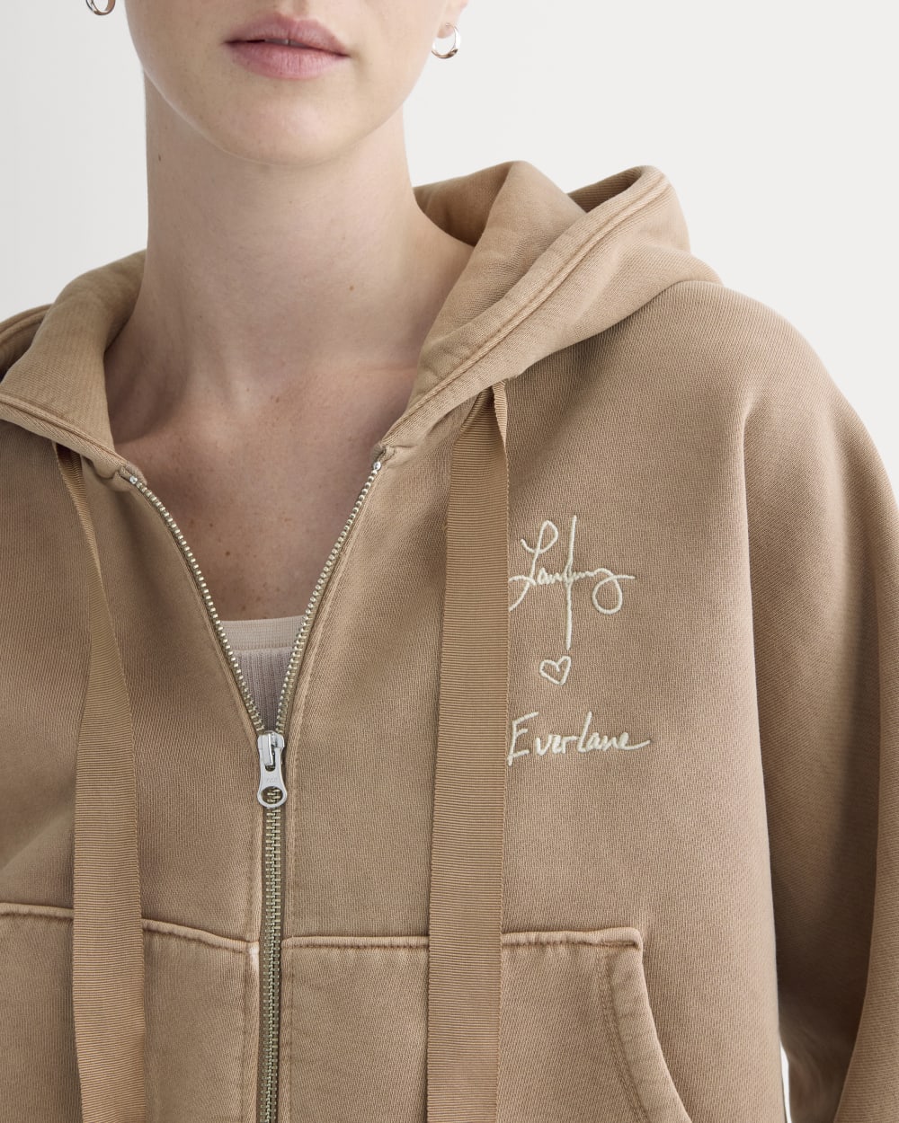 everlane-x-laufey-foundation-zip-hoodie-weathered-clay