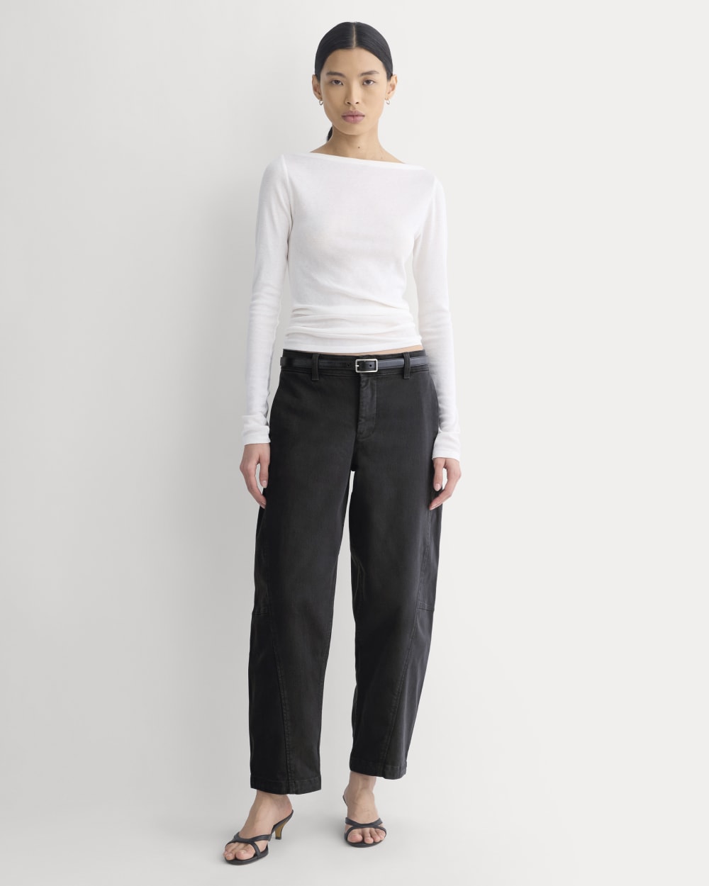 womens-twisted-seam-barrel-pant-black | primary