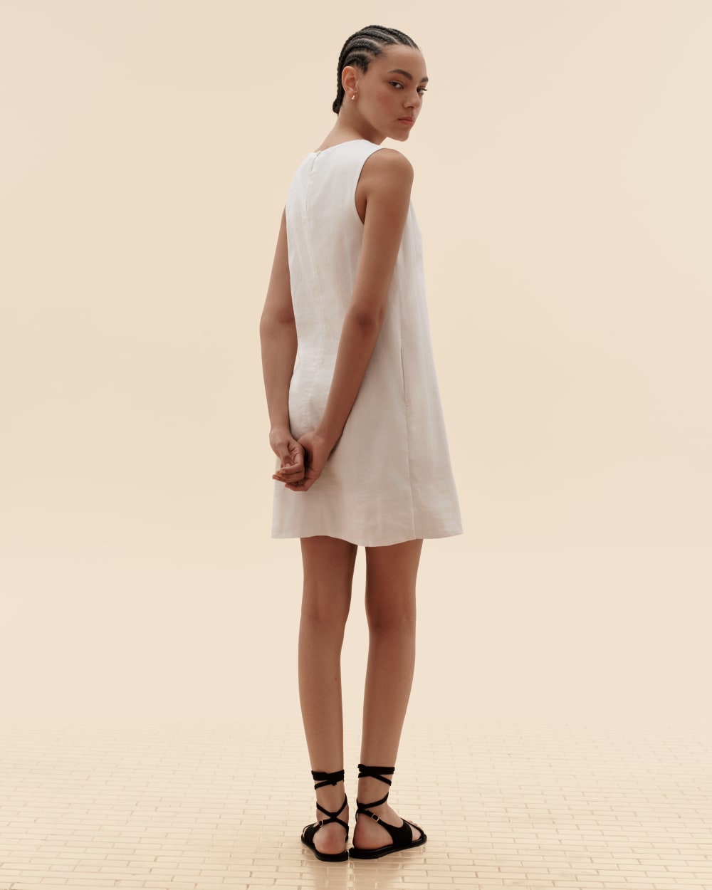 womens-shift-dress-in-stretch-linen-white
