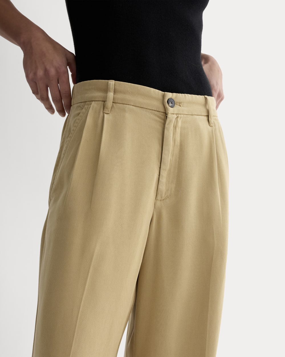 womens-tencel-twill-pleated-chino-classic-khaki