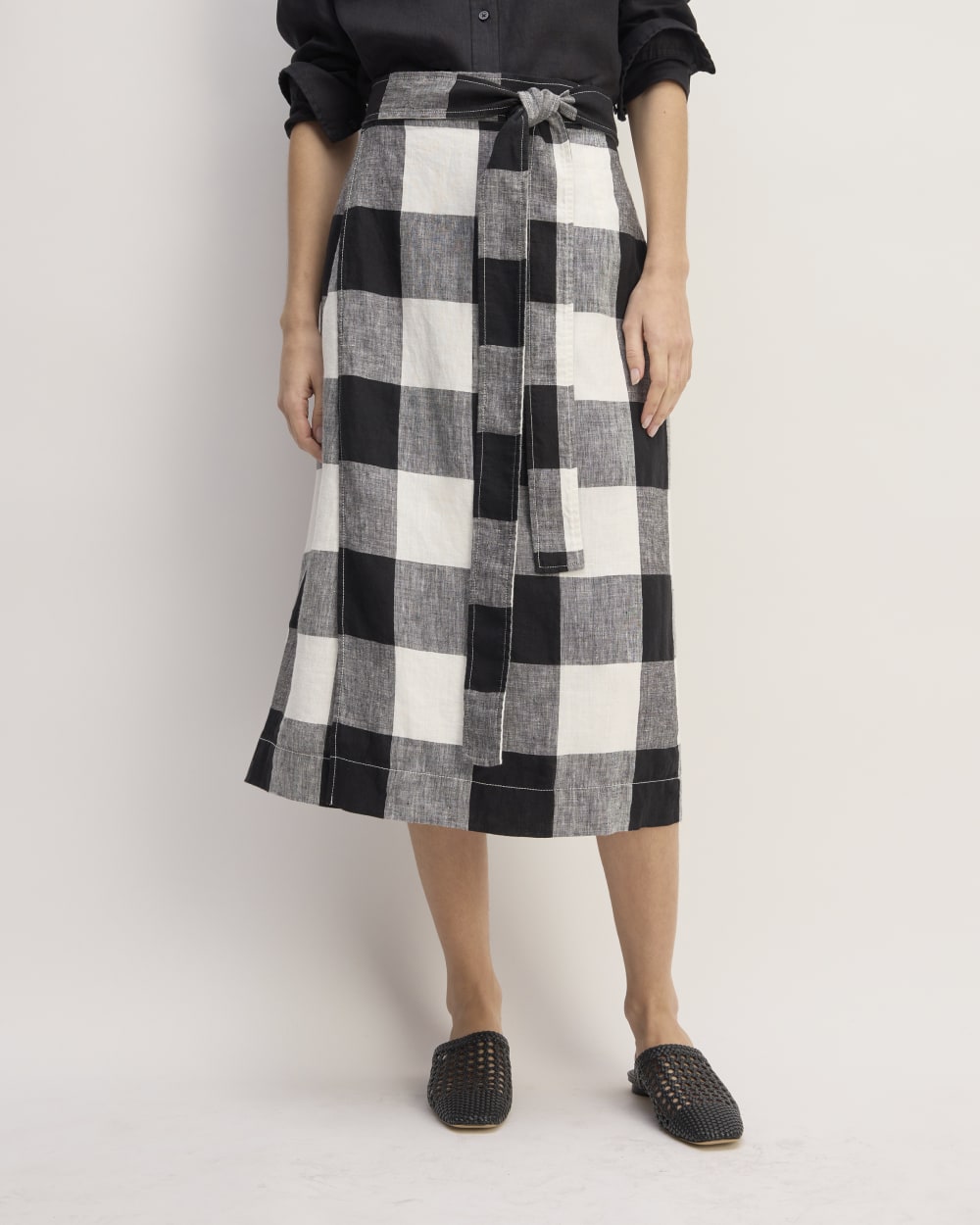 womens-linen-wrap-skirt-bone-black-check