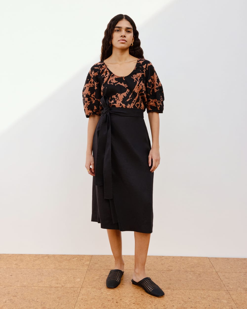 womens-linen-wrap-skirt-black